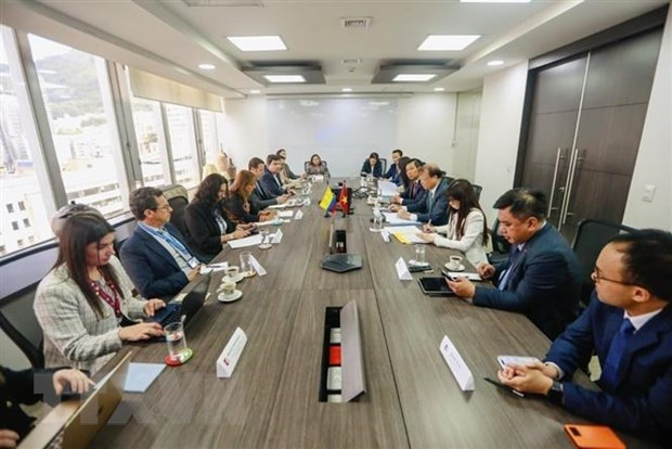 越南-哥伦比亚联合经济委员会第一次会议场景。