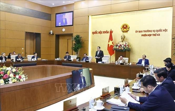 3月14日，越南国会主席陈青敏在国会常务委员会第43次会议上发表讲话。