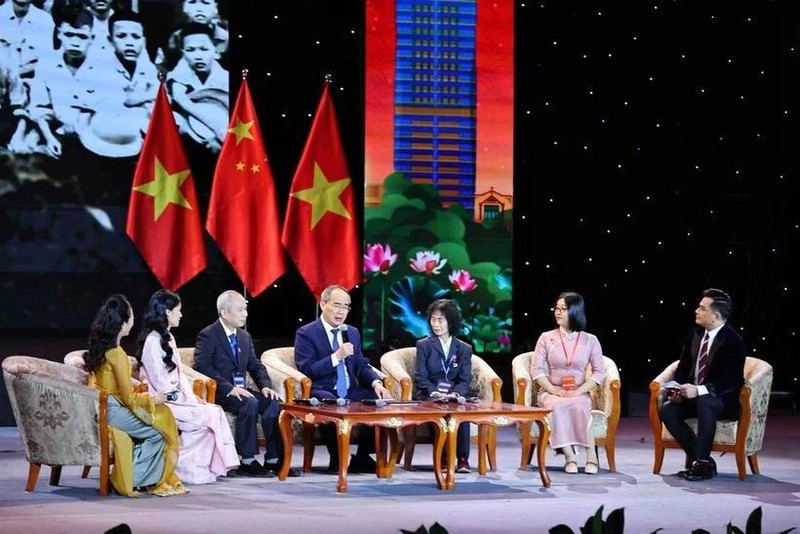 阮善仁先生：越南和中国青年一代应珍视两国历代人100年来所留下的宝贵财富