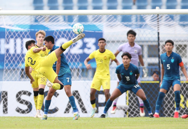 正时赛两支球队0-0平局进入点球大战。