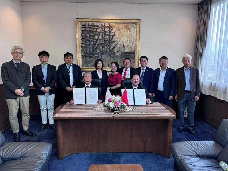 越南渔业协会与日本海珍珠水产公司4月23日在东京签署合作备忘录。