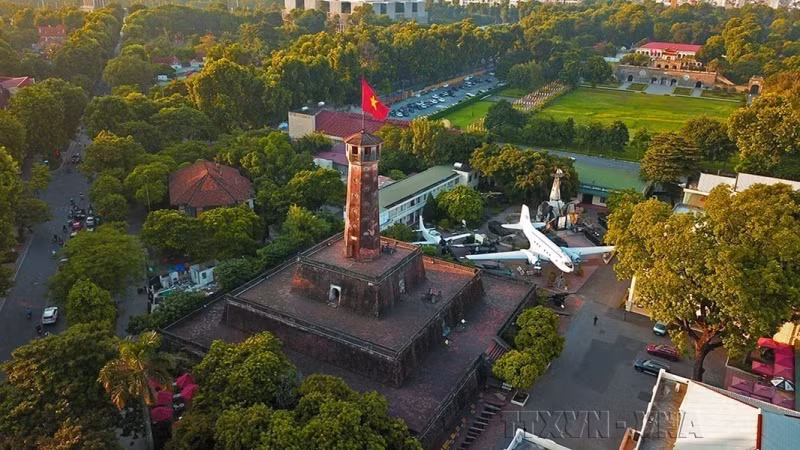 河内旗台——首都的历史象征。（图片来源：越通社）