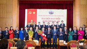 越共中央宣教与民运部第一次代表大会开幕【组图】