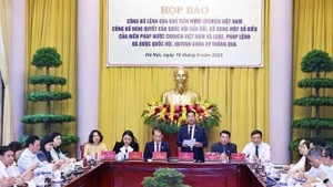 新闻发布会场景。（图片来源：越通社）