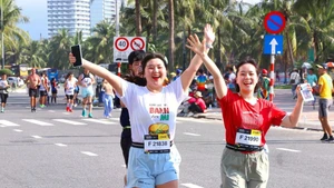 3月22日，2026年岘港国际马拉松赛在岘港市正式开赛。