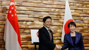 新加坡总理黄循财和日本首相高市早苗。（图片来源：AP）