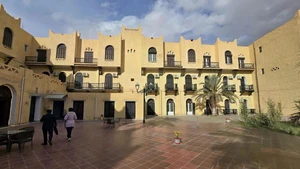 跨大西洋酒店（Trans Atlantic，现名为AN Hotel）是胡志明主席在1946年访问法国期间曾下榻的酒店。