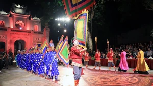 在真武观举行的“真武钟声”夜间旅游产品。（图片来源：新河内报）
