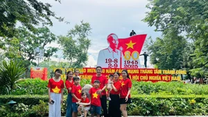 2025年前8月河内接待游客约2158万人次。（图片来源：越通社）