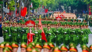 政府总理要求全力做好国庆期间安全秩序保障工作。（图片来源：越通社）