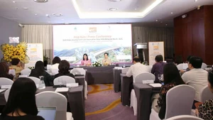 新闻发布会场面。（图片来源：越通社）