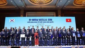 CMC科技集团与韩国建筑、贸易及科技领域的领军企业三星物产签署战略合作谅解备忘录。（图片来源：互联网）