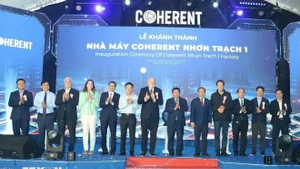 Coherent越南工厂落成典礼。（图片来源：越通社）