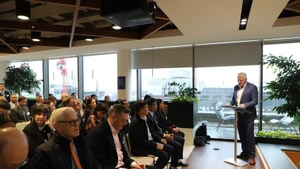 2025年越英高等教育论坛现场。