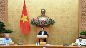 政府总理范明正主持召开政府2025年8月份立法工作专题会议【组图】