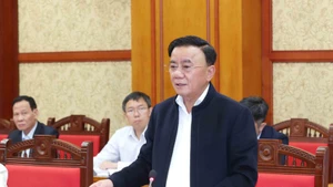 越共中央政治局委员、中央书记处常务书记陈锦秀。(图片来源:越通社)