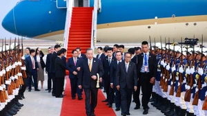 越共中央总书记苏林开始对柬埔寨王国进行国事访问。