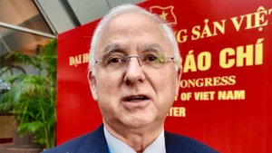 《前进报》（Avante）总编辑曼努埃尔·罗德里格斯。