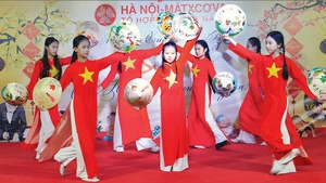 旅俄越南人社群的一项常规文化活动。