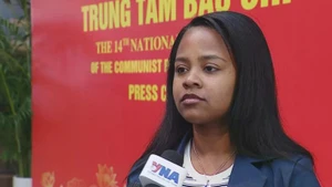 古巴《格拉玛报》（Granma）特派记者、古巴共产党机关报记者Wennys Díaz Ballaga。（图片来源：越通社）