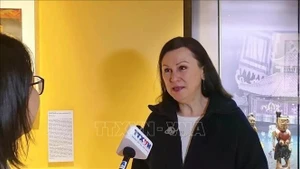 俄罗斯国立东方艺术博物馆常设展览与藏品部主任、俄罗斯著名越南艺术策展人阿尔比娜·谢尔盖耶夫娜·列戈斯塔耶娃。（图片来源：越通社）