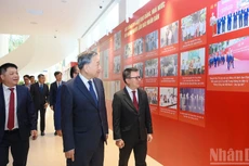 越共中央总书记苏林出席越南《人民报》创刊75周年庆典