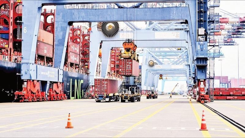 盖梅—施威深水港。