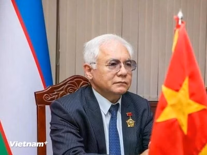 乌兹别克斯坦—越南友好协会主席阿利舍尔·鲁斯塔莫维奇·穆哈梅多夫。（图片来源：越通社）
