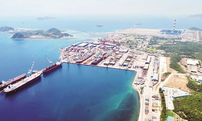 现代越南造船责任有限公司全景——这是正在庆和省运营高效的外商投资企业之一。