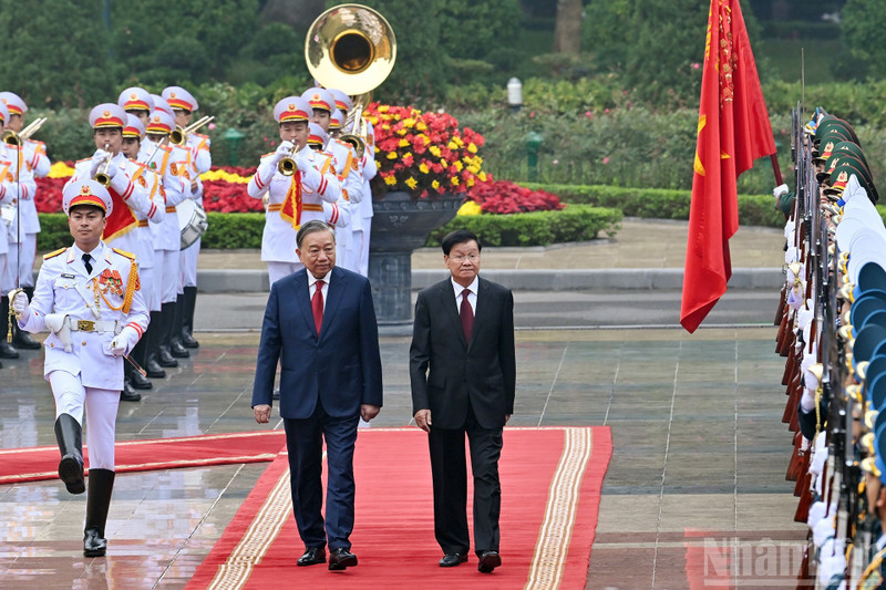 越共中央总书记苏林主持仪式 欢迎老挝人民革命党中央总书记、国家主席通伦·西苏里正式访越。