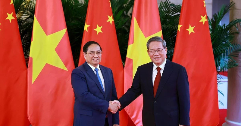 越南政府总理范明正与中国国务院总理李强。