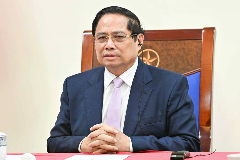 越南政府总理范明正与马来西亚总理安瓦尔·易卜拉欣通电话。