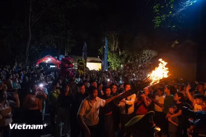 每年，祥漂祠都会举行4次祭礼，其中纪念山圆圣诞辰的正月十四至十六日主会最为盛大，被视为“嵩岱地区”最具特色的传统节庆之一，吸引大量四方游客前来参加。