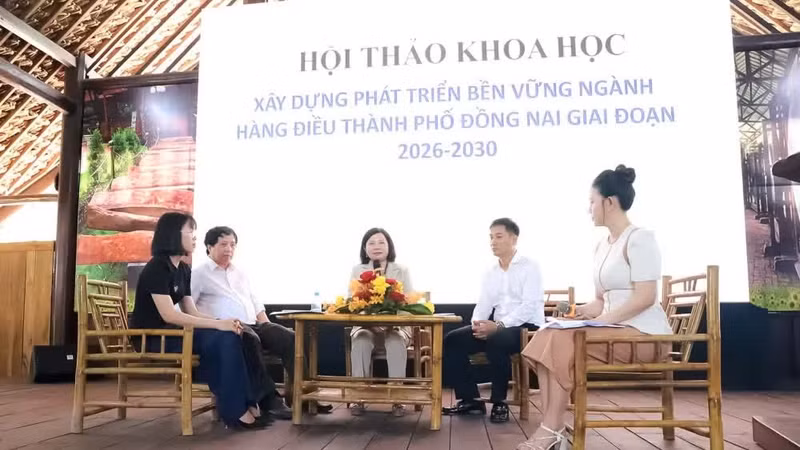 5月23日举行的"同奈市腰果产业2026-2030年阶段可持续建设与发展"科学研讨会。