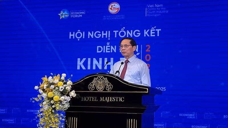 政府副总理裴青山12月31日下午在2025年秋季经济论坛总结会议上发表讲话。