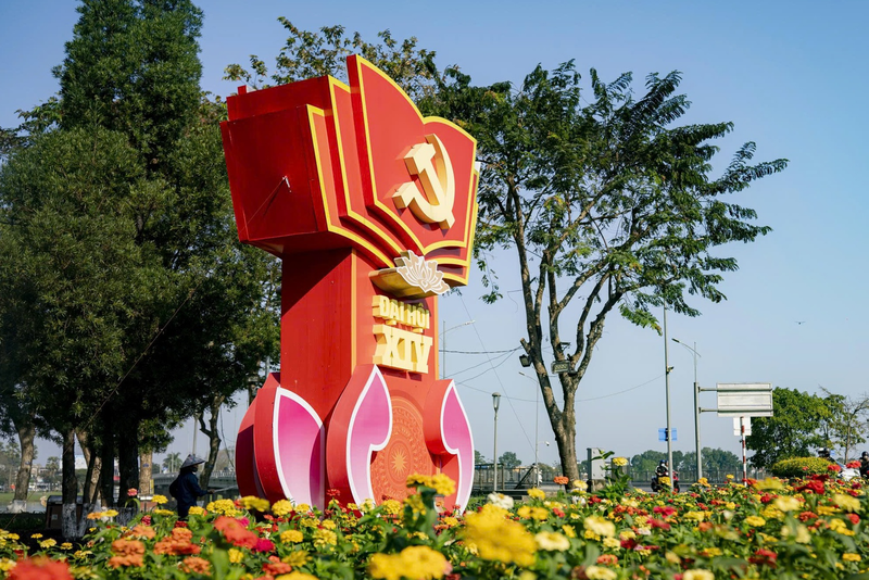 附图：全国各地喜迎越南共产党第十四次全国代表大会。