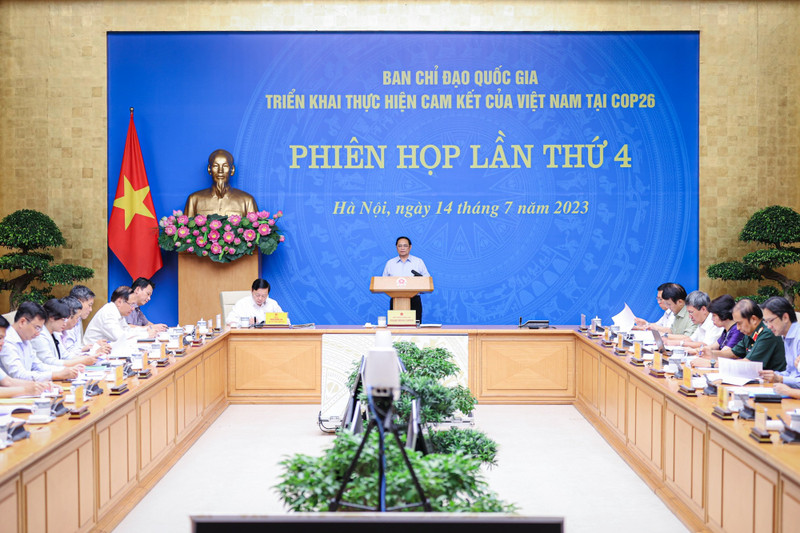 范明正总理主持召开COP26指导委员会第四次会议。（图片来源：VGP）
