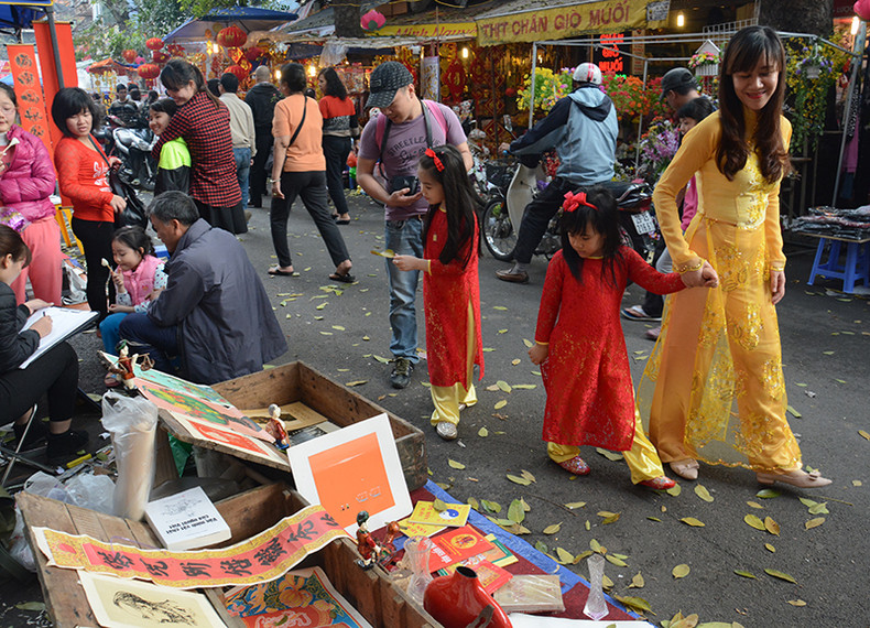 河内春节花市气氛浓（组图） ảnh 3