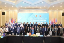 与会代表合影。