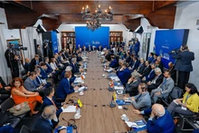 巴西外交部长毛罗·维埃拉宣布正式启动与越南优惠贸易协定的谈判。