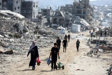 加沙地带的巴勒斯坦民众。（图片来源：新华社/越通社）