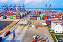 2025年前10个月，越南七类商品出口额超过100亿美元【图表新闻】