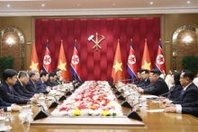 越共中央总书记苏林与朝鲜劳动党总书记、国务委员长金正恩举行会谈。