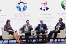 出席研讨会的各位嘉宾。