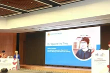 越南教育培训部国际合作司司长阮秋水在会议上发表讲话。（图片来源：越通社）