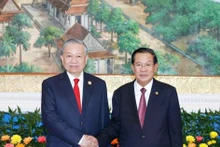 越共中央总书记苏林与洪森亲王。