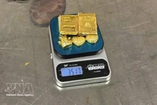 内排机场查获4名旅客 涉嫌走私12.3公斤黄金。