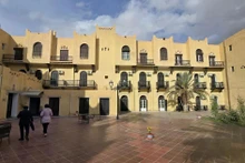 跨大西洋酒店（Trans Atlantic，现名为AN Hotel）是胡志明主席在1946年访问法国期间曾下榻的酒店。