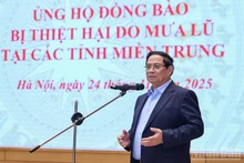 范明正总理在活动上发表讲话。