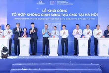 越南政府总理范明正出席CMC 创意空间综合体项目动工兴建仪式。